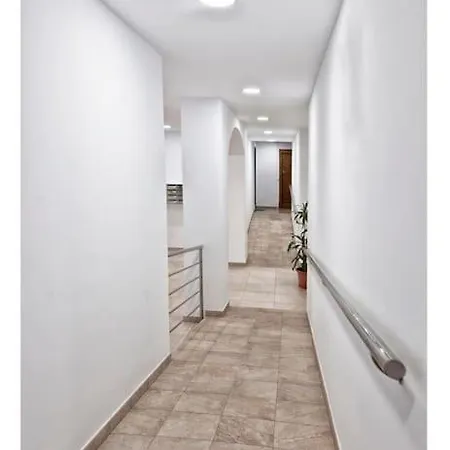 Centro-playa Del Faro Apartment *