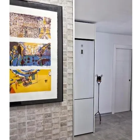 Centro-playa Del Faro Marbella