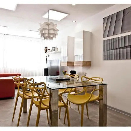 Centro-playa Del Faro Apartment