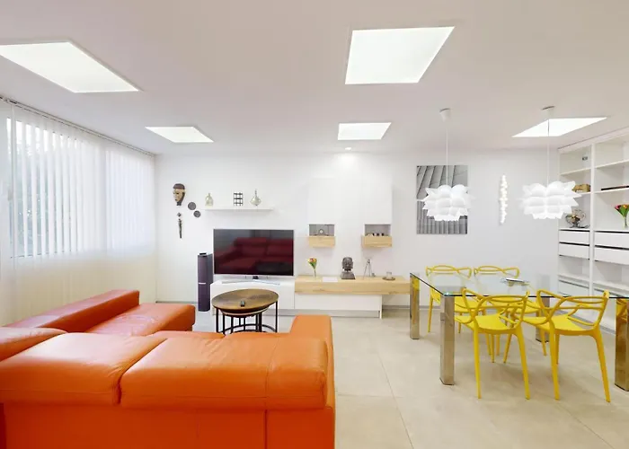 Apartment Centro-playa Del Faro Marbella